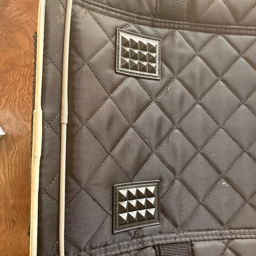 Small Pet Carrier - Excellent Condition